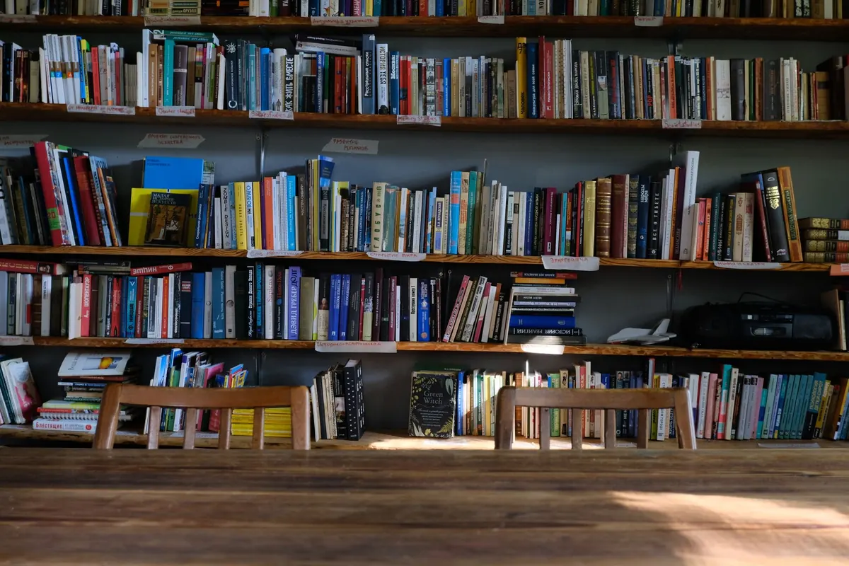 How to Start a Book Club in Your Local Pub: A Step-by-Step UK Guide